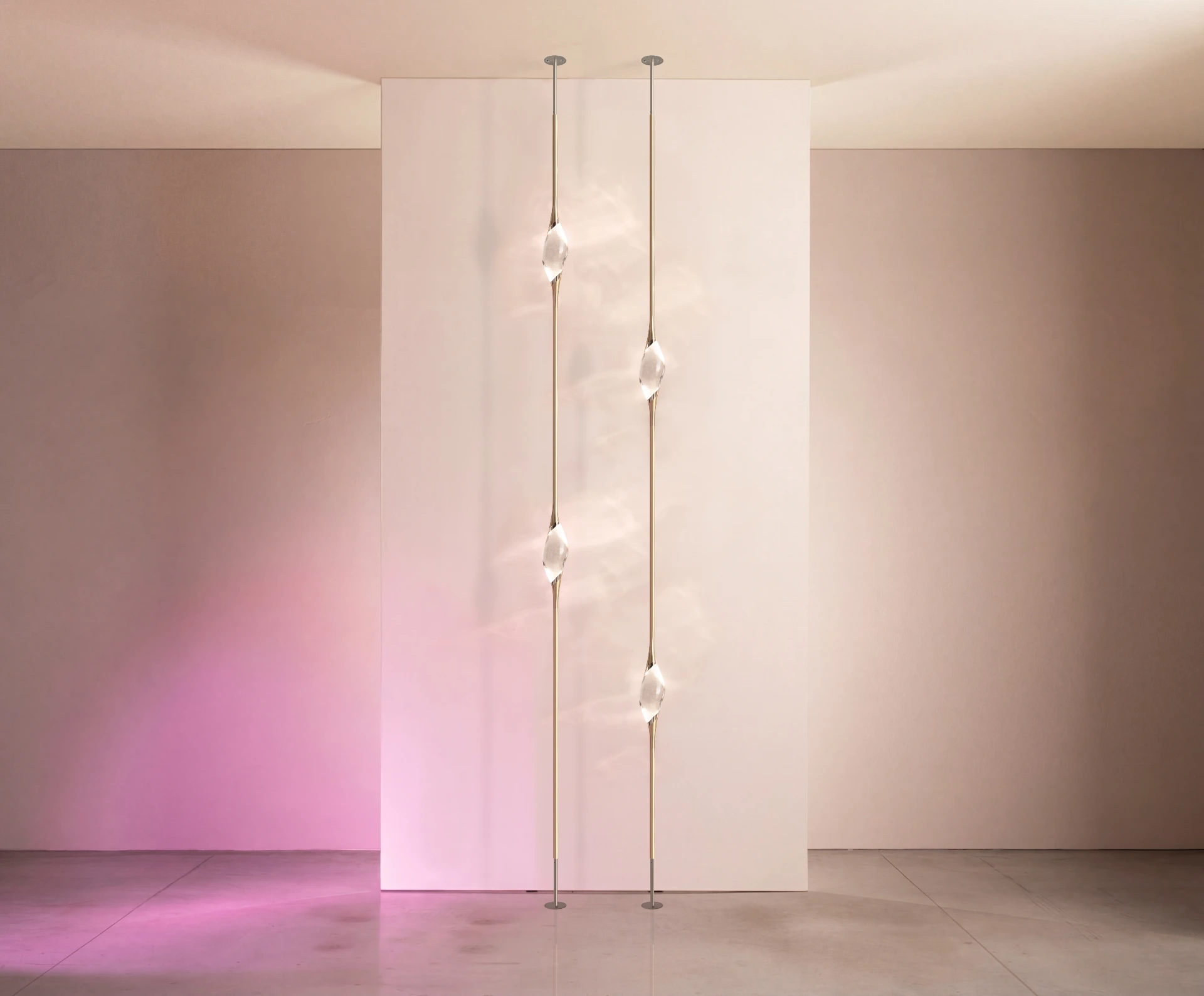 Il Pezzo 12 Floor to Ceiling with two crystals, satin brass