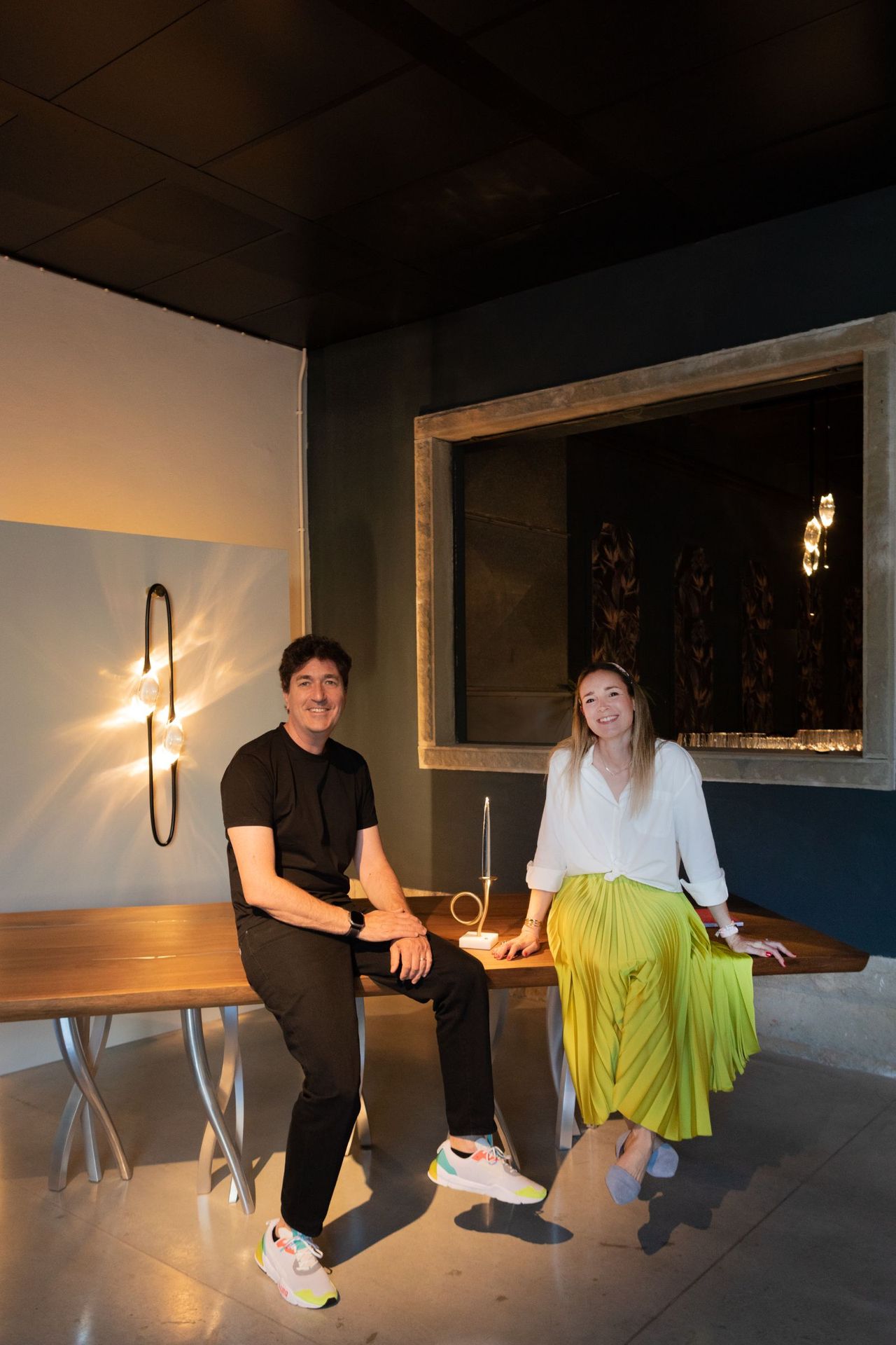 Barbara and Cosimo in the atelier with Il Pezzo 3 Bugia, one-light edition