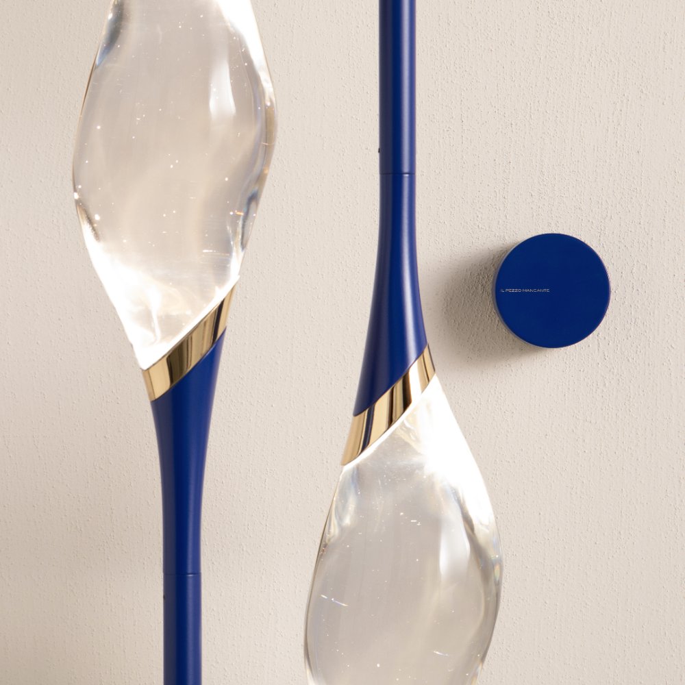 Blu / Gold finish