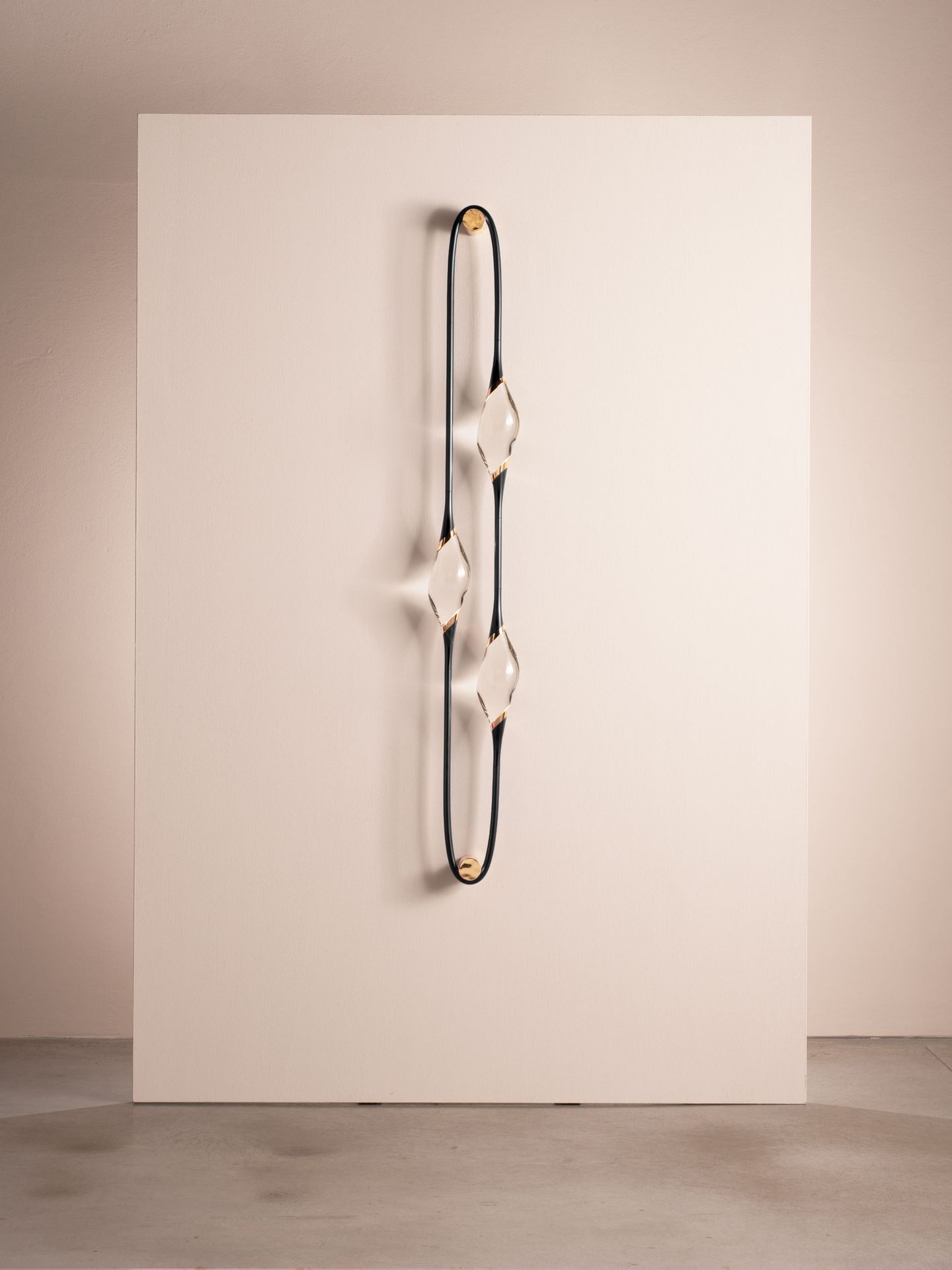 Il Pezzo 12 Wall Sconce with three crystals, unlit