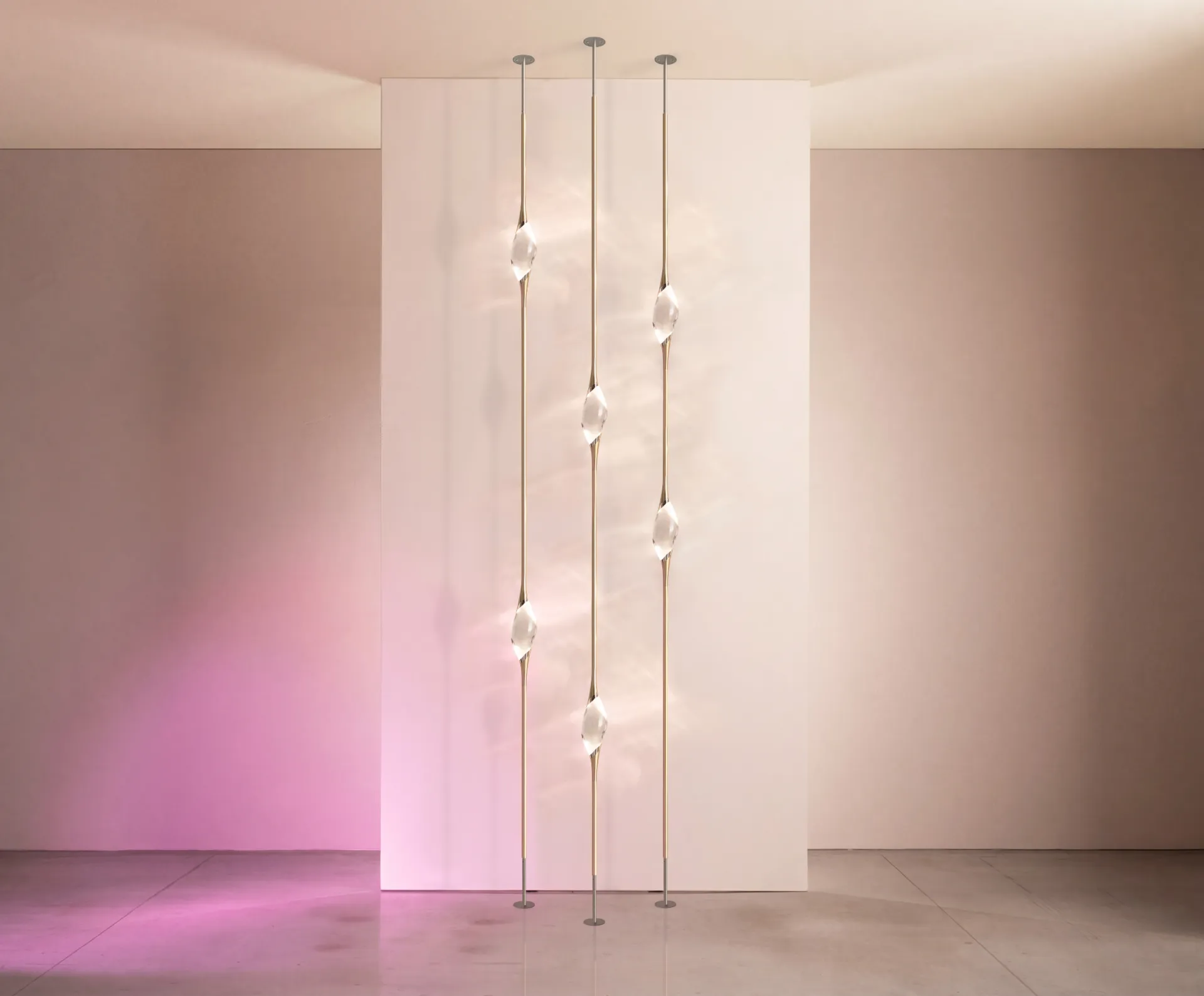 [P12FC-B-300-BK-GO-U] Il Pezzo 12 Floor to Ceiling Composition B (300cm - 118.1", Black-Gold)